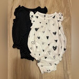 Bundle Gap Onesies Hearts Polka Dots Size 3-6 months